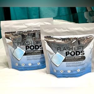 2 x large bags Redken Flashlift Pods
